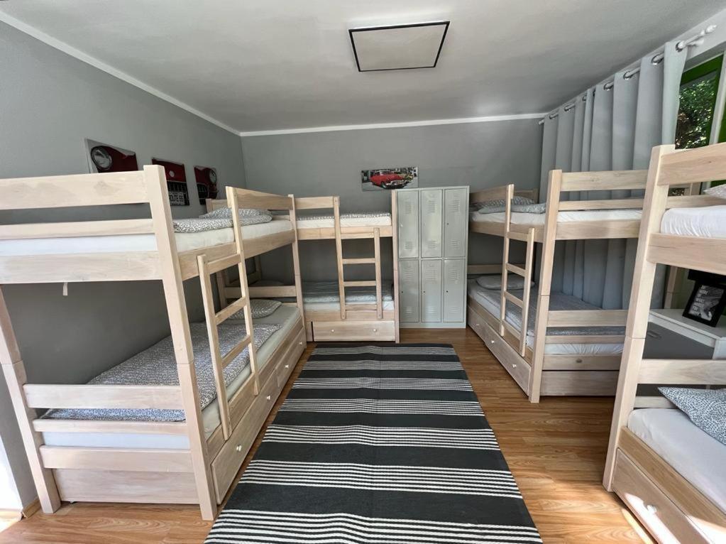 Hostel Scardona Скрадин Екстериор снимка