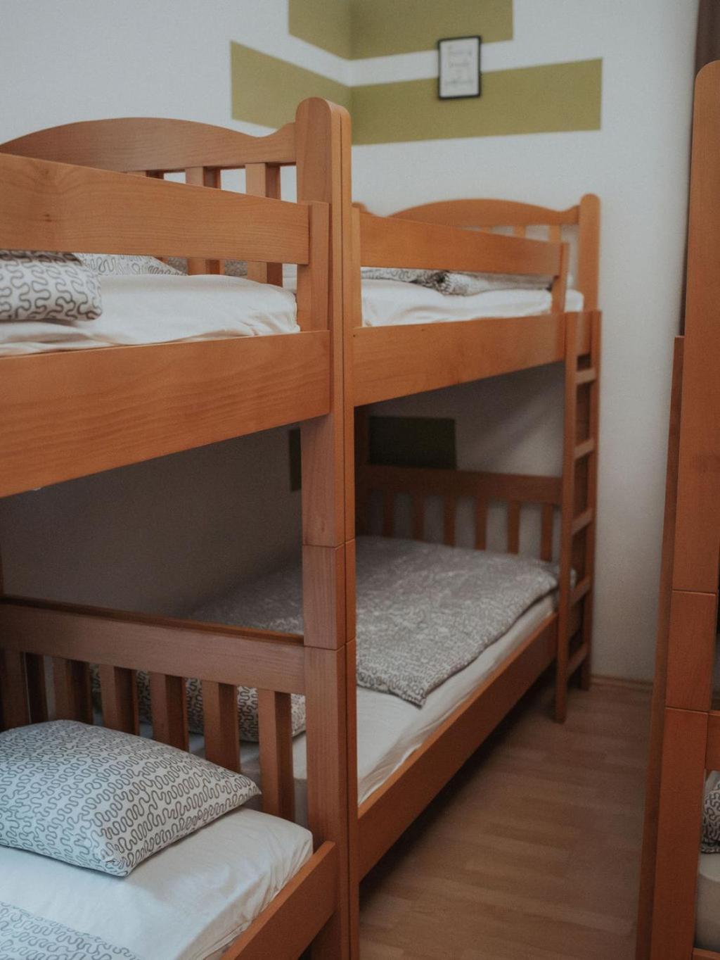 Hostel Scardona Скрадин Екстериор снимка
